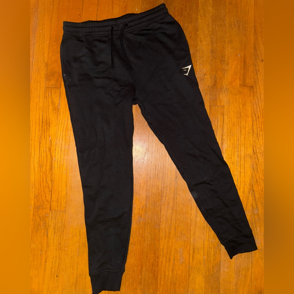 Black Gymshark sweatpants